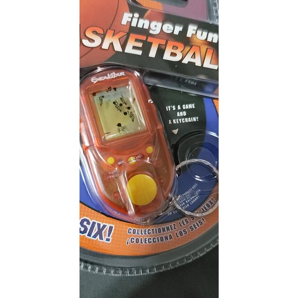 Excalibur Electronics Finger Fun Electronic Basketball Game Keychain - Picture 2 of 4